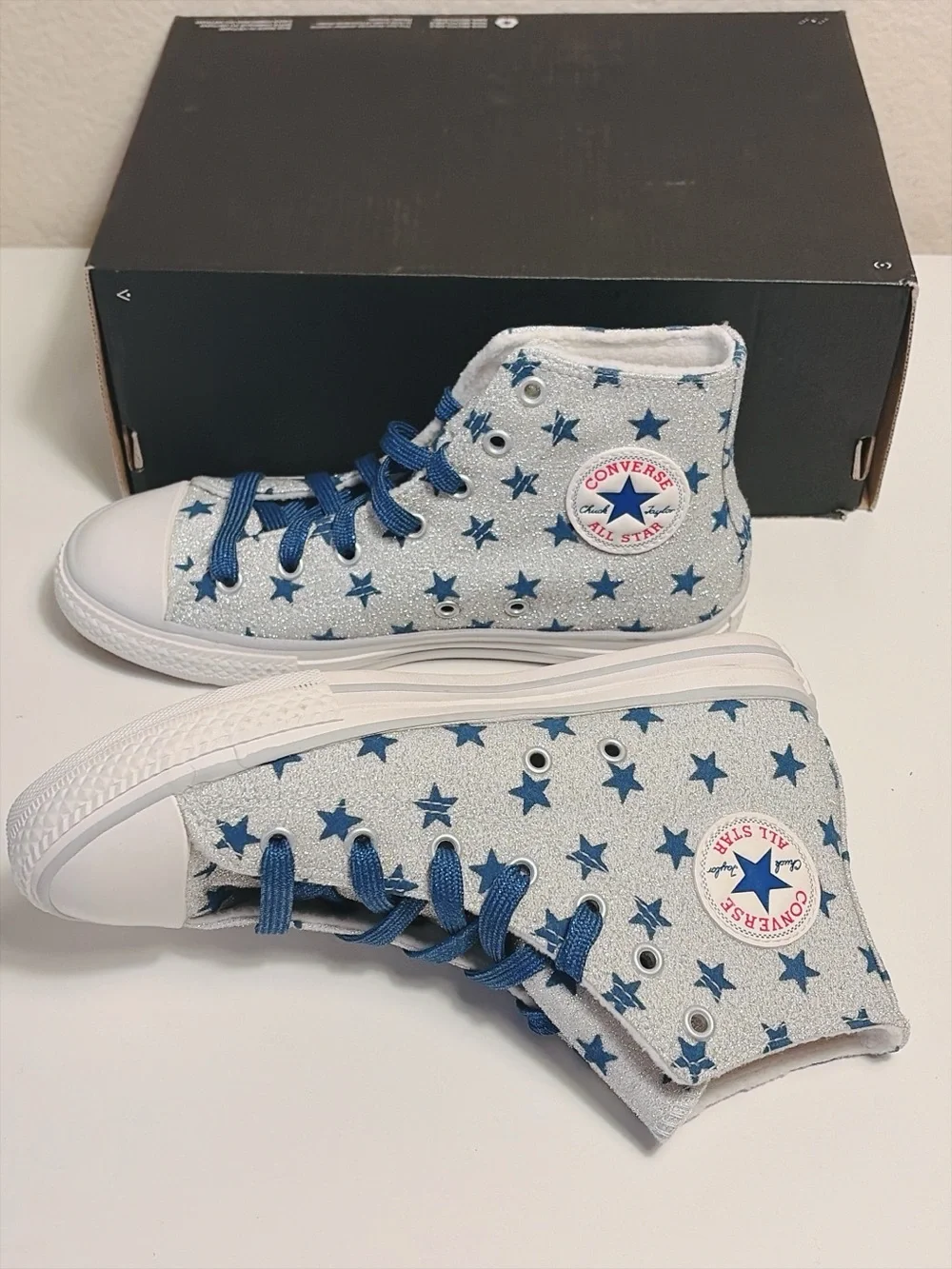 Converse Chuck Taylor All Star High Top Silver Blue Stars Glitter Junior Size 3